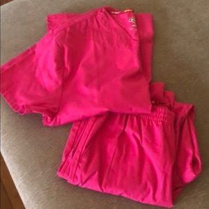 Women's Dickie scrubs.